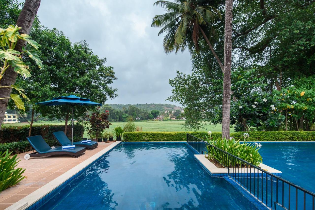 Novotel Goa Resort & Spa Candolim Zewnętrze zdjęcie The swimming pool at the resort