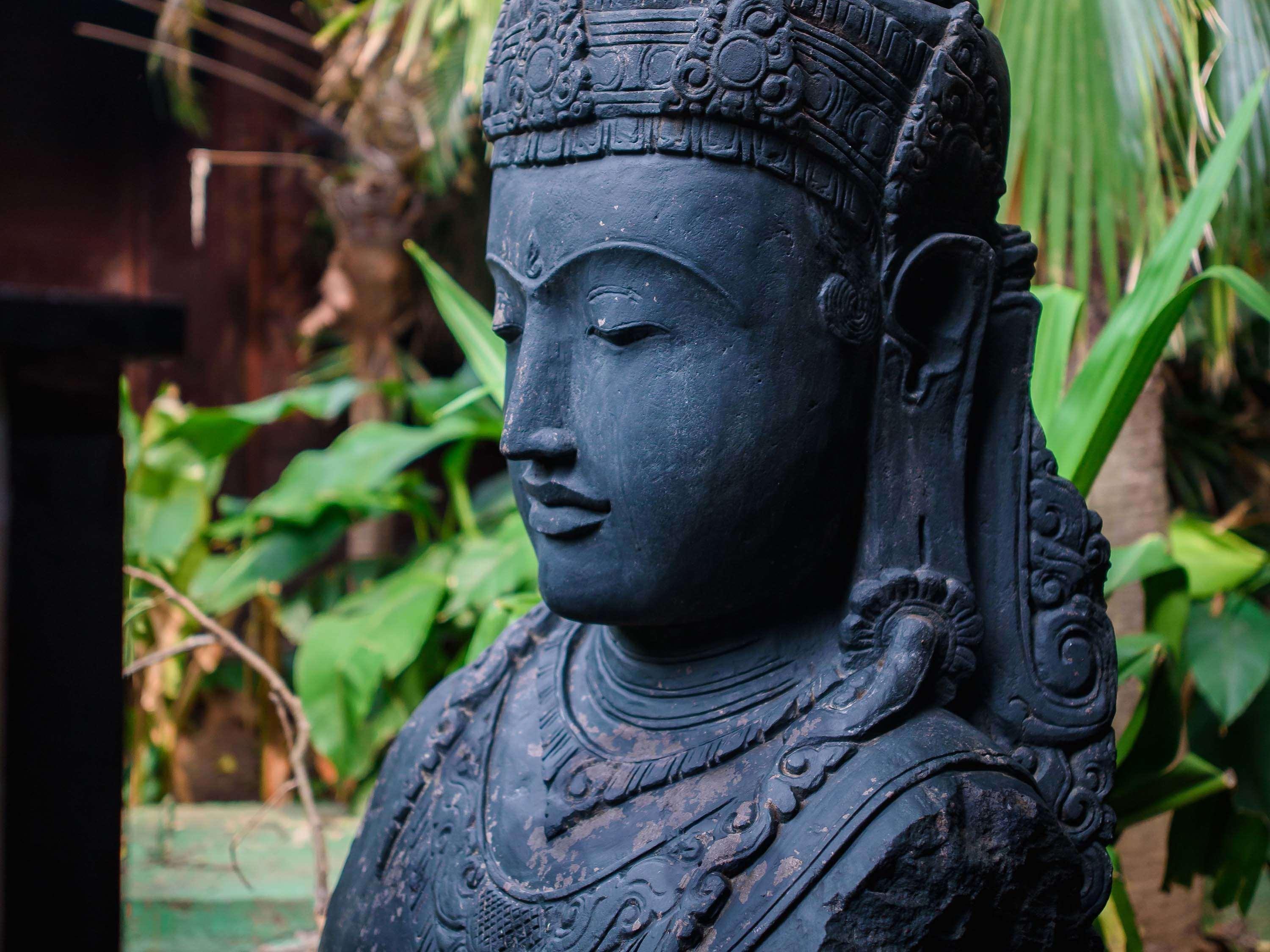 Novotel Goa Resort & Spa Candolim Zewnętrze zdjęcie A statue of the Buddha at the temple