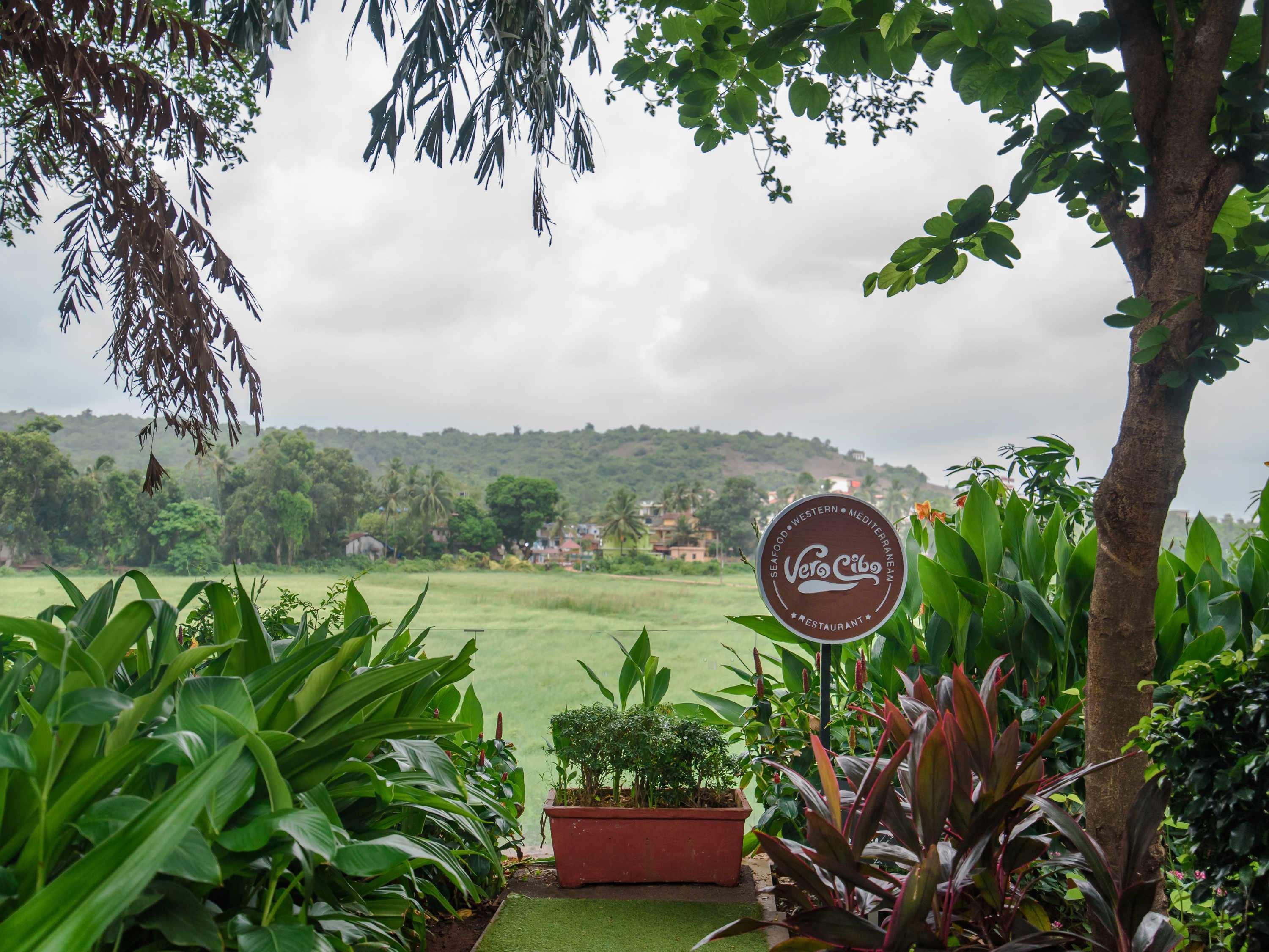 Novotel Goa Resort & Spa Candolim Zewnętrze zdjęcie View of the resort